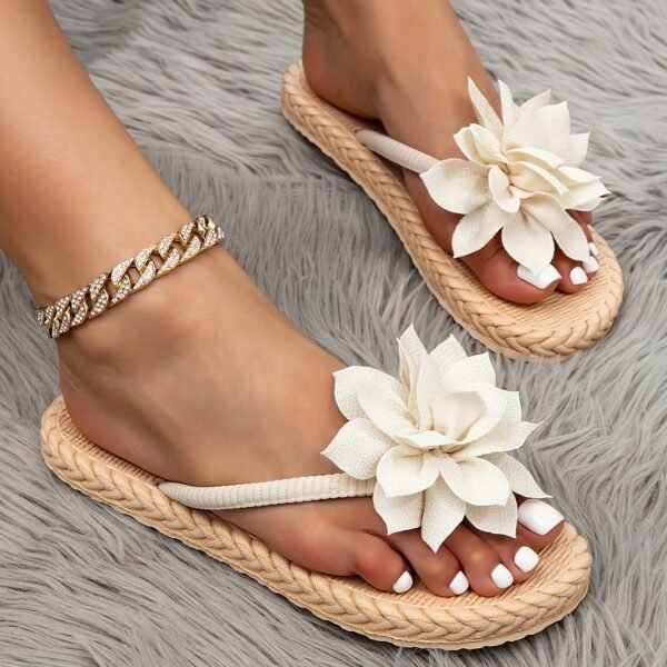 46e911cd-47d2-4f5d-b40a-c346584ada5b.jpg Boho Straw Flat Shoes Lightweight Summer Slip-Ons