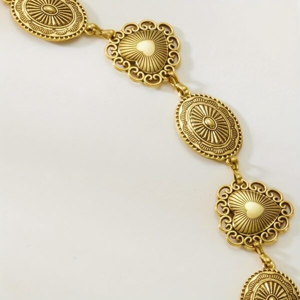 98504206-beef-443b-a45f-afea1bb9ff20.jpg 1pc Women's Vintage Golden Metal Belt with Heart and Oval Design
