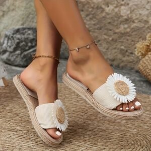 Bohemian Style Women's Summer Sandals Woven Straw Platform Daisy Slippers