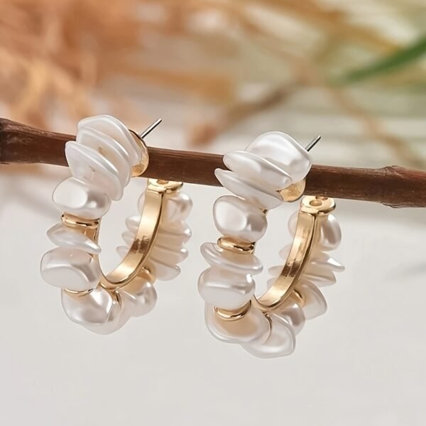 c73e7ab0-761c-4281-9e98-549a1dce8362.jpg Set of 2 Bohemian-Inspired Handcrafted Earrings Featuring Woven Baroque Pearls